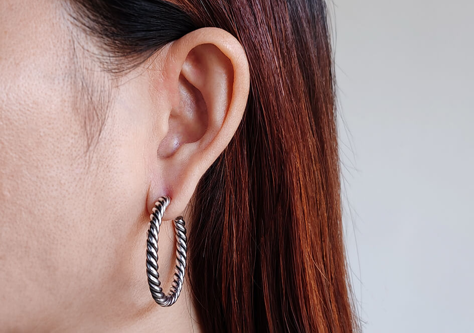 Delilah hoop earrings