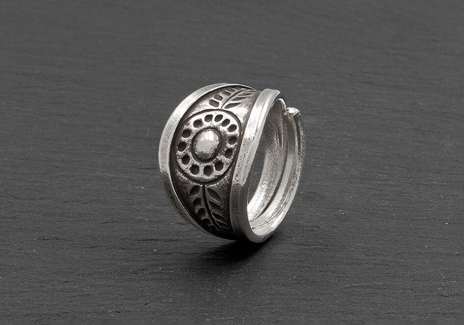 Avery Ring