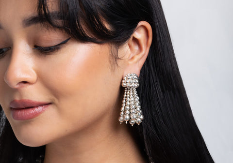 Mera drop earrings