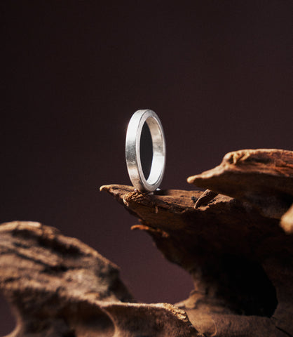 Aiden Band Ring